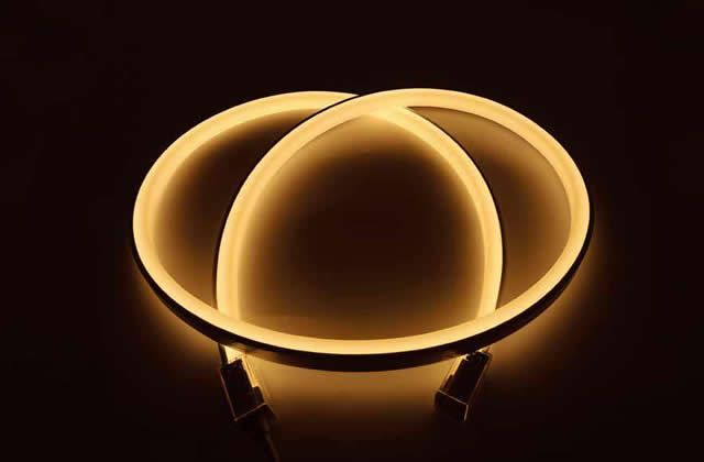 LED三面発光ネオン